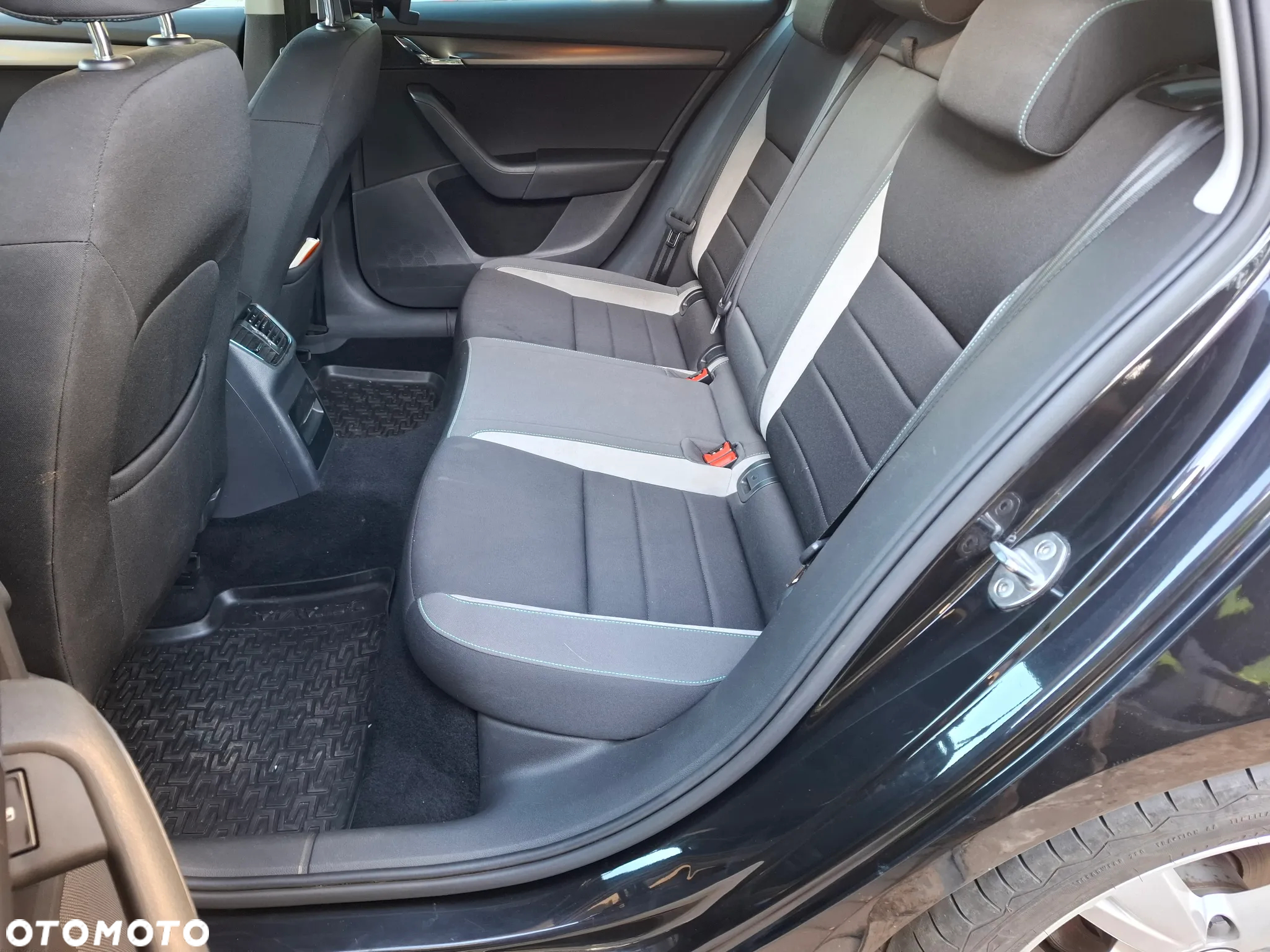 Skoda Octavia 2.0 TDI Joy - 7