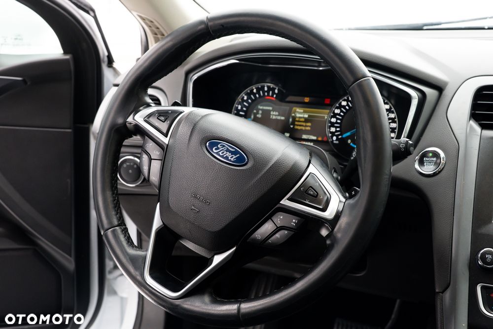 Ford Mondeo 2.0 TDCi Titanium PowerShift - 19