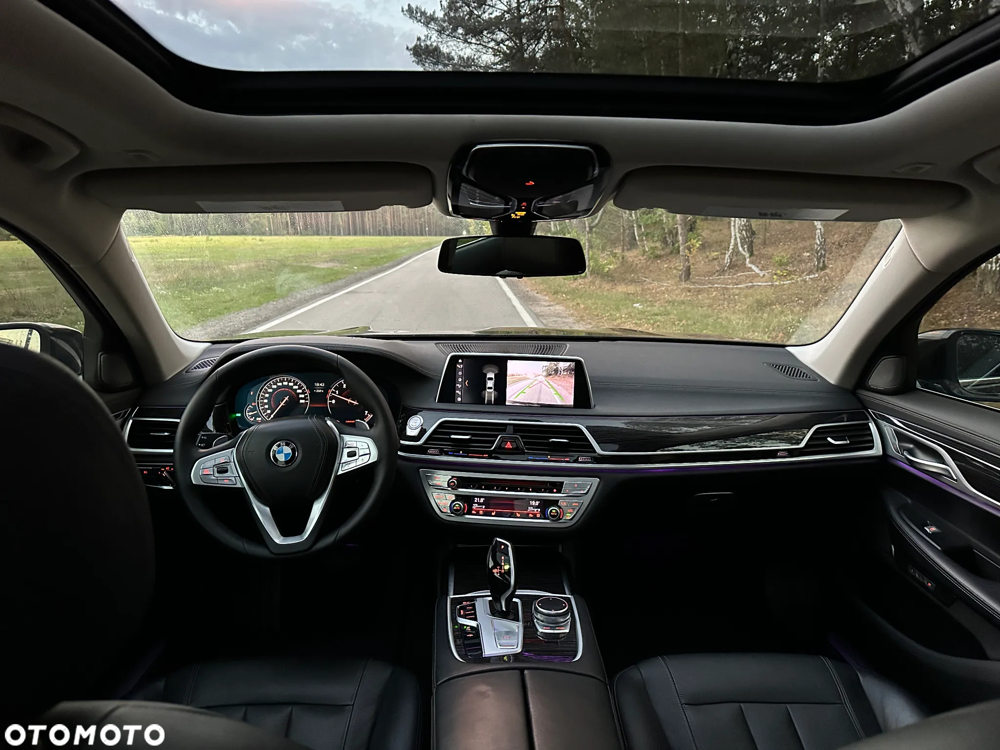 BMW Seria 7 740Li - 13