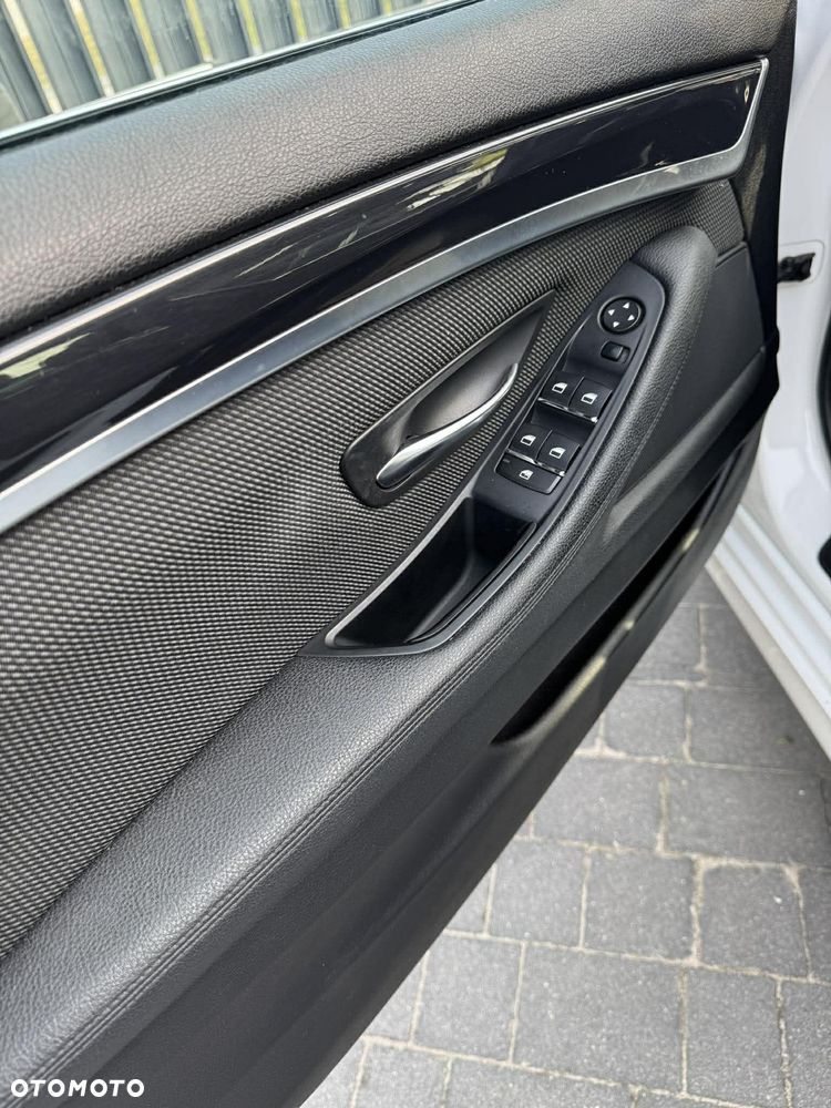 BMW Seria 5 520d - 10