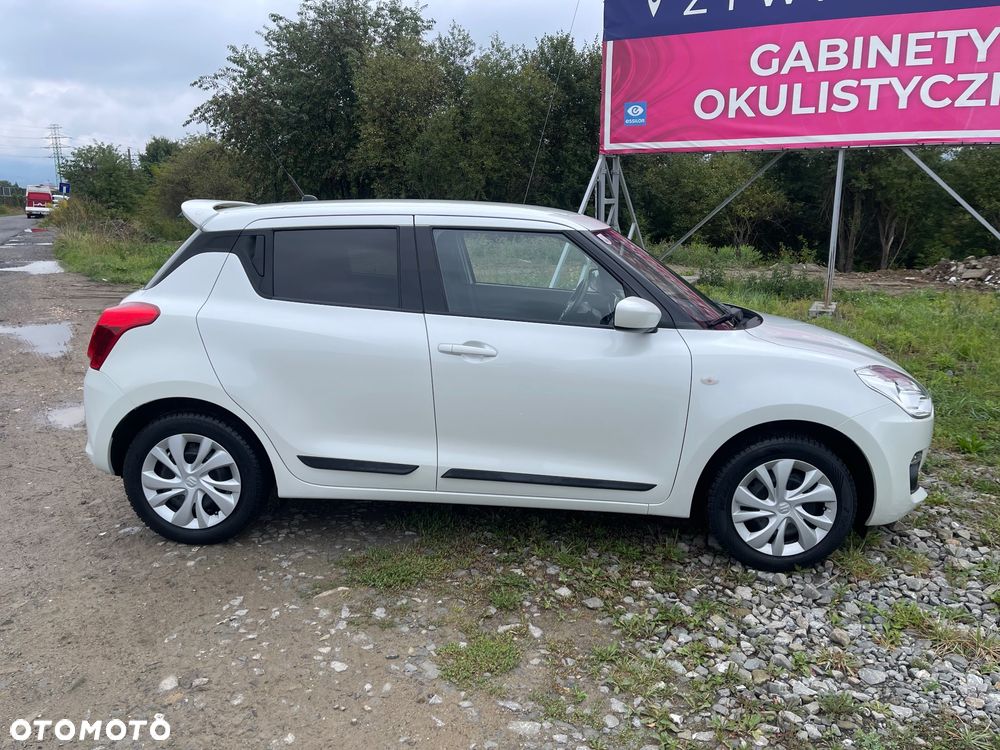 Suzuki Swift 1.2 Premium Plus - 7