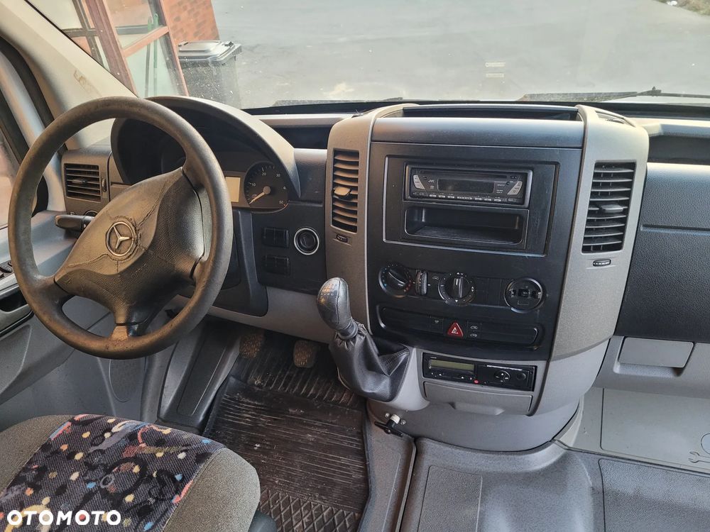 Mercedes-Benz Sprinter 906.235 - 6