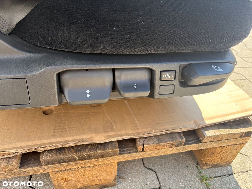 Fotele pneumatyczne MAN TG3 TGX TGS jak NOWE nowy model siedzenia - 6