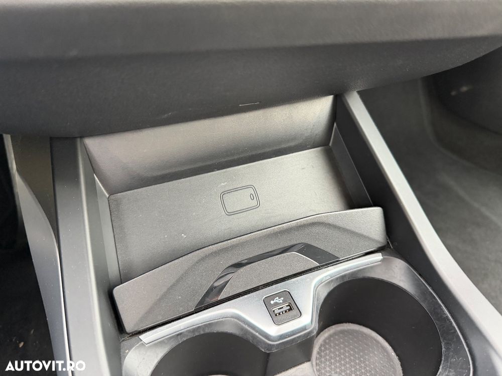 BMW Seria 2 218i Aut. - 29