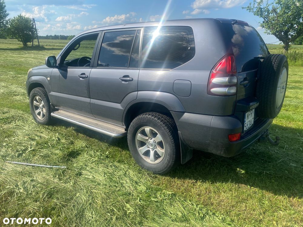 Toyota Land Cruiser 3.0 D Luna Comfort - 4