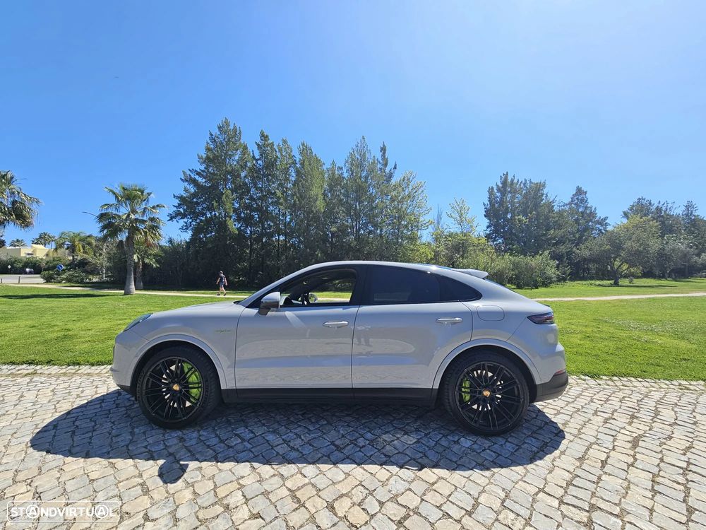 Porsche Cayenne Coupé E-Hybrid - 1