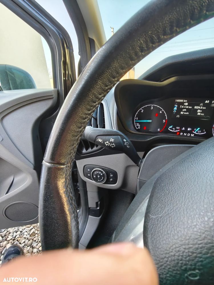 Ford Tourneo Connect 1.5 EcoBlue Aut. Start-Stop Titanium - 21