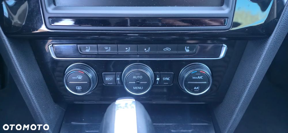 Volkswagen Passat 1.8 TSI BMT Highline DSG - 12