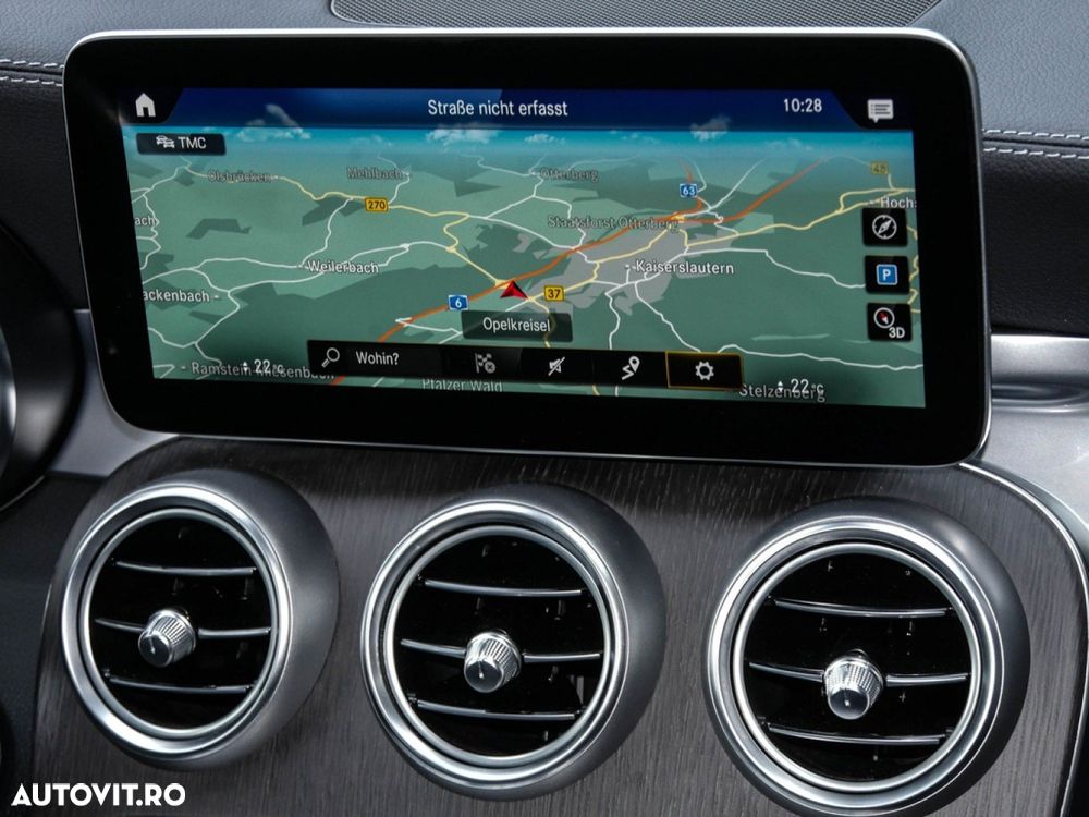 Mercedes-Benz GLC - 12