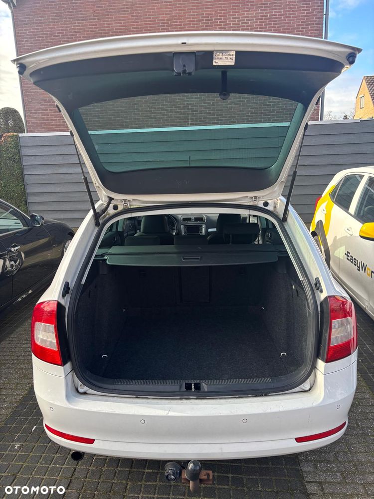 Skoda Octavia - 8