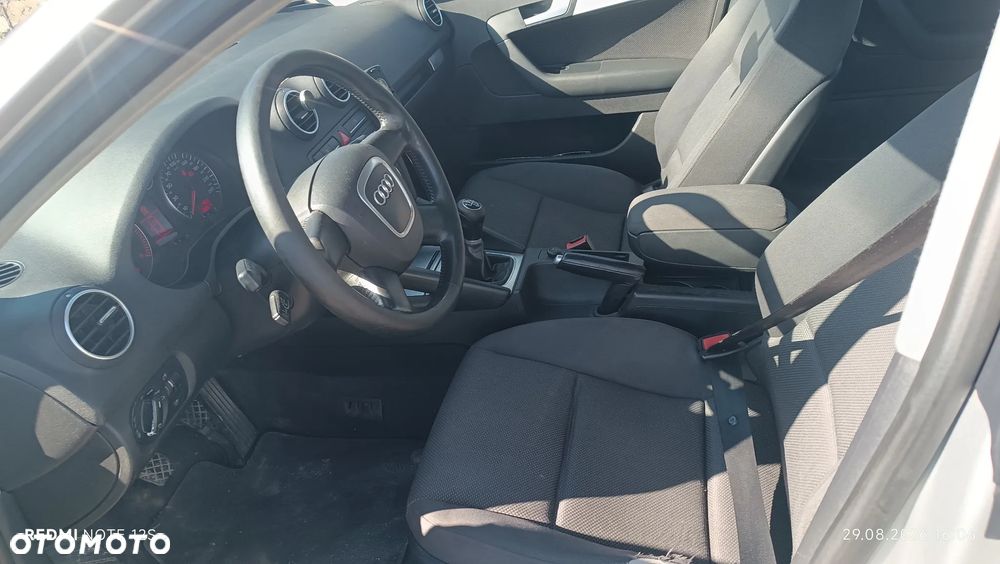 Audi A3 Sportback 2.0 TDI DPF Ambition - 7