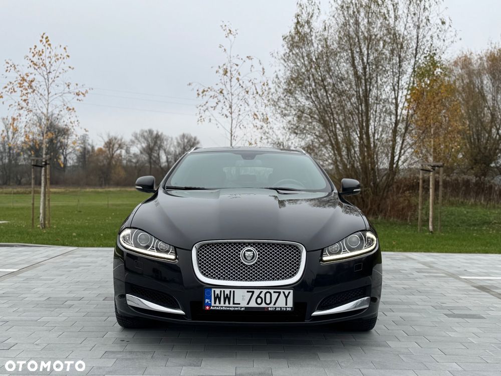 Jaguar XF 3.0 V6 D Premium Luxury - 3