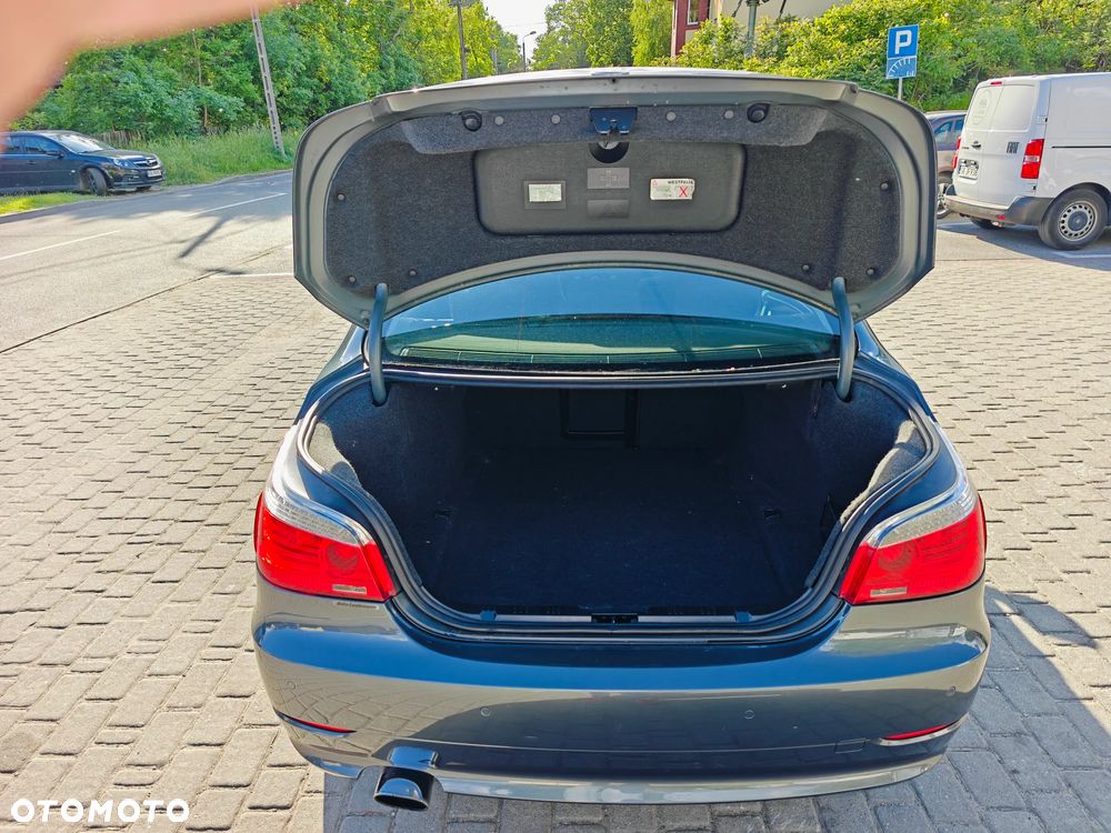 BMW Seria 5 520i - 19