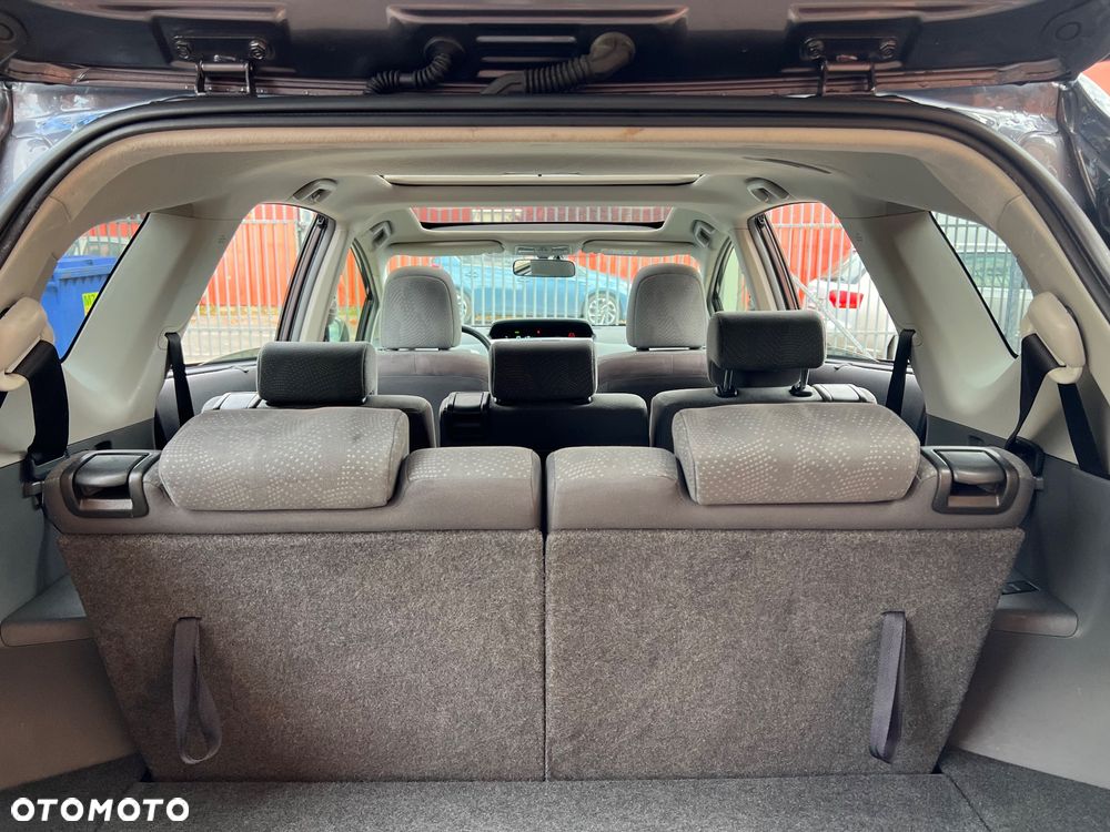 Toyota Prius+ (Hybrid) Comfort - 24