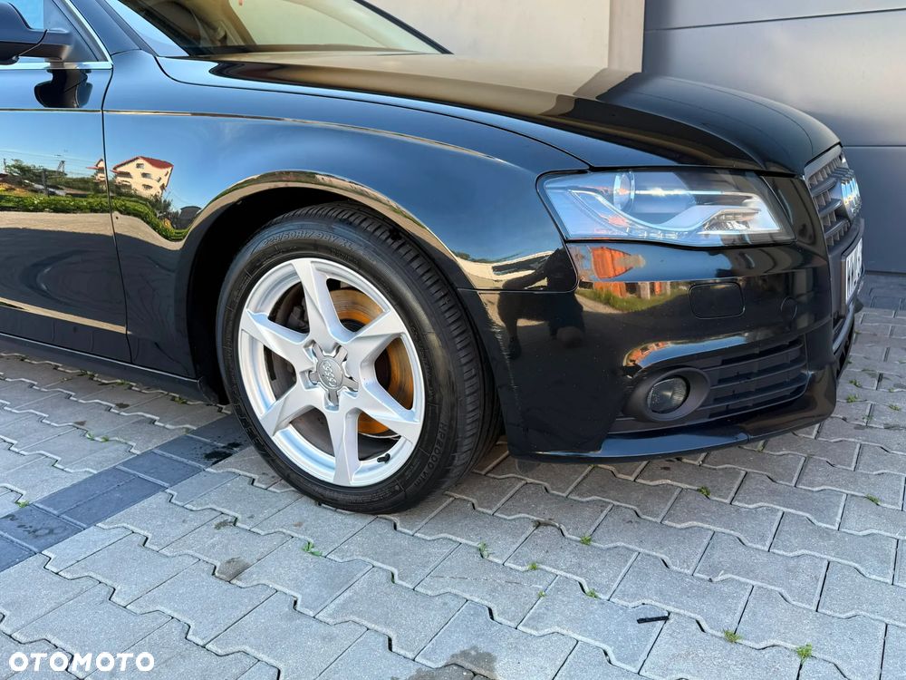 Audi A4 Limousine 2.0 TDI DPF Ambiente - 8