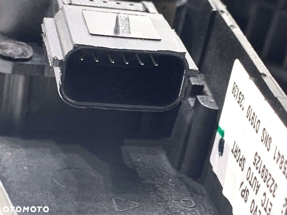 POTENCJOMETR GAZU  VOLVO S90 II (234) 2016 - 2022 T8 Hybrid AWD 223 kW [303 KM] Hybryda silnik - 4