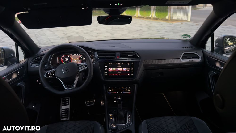 Volkswagen Tiguan - 8