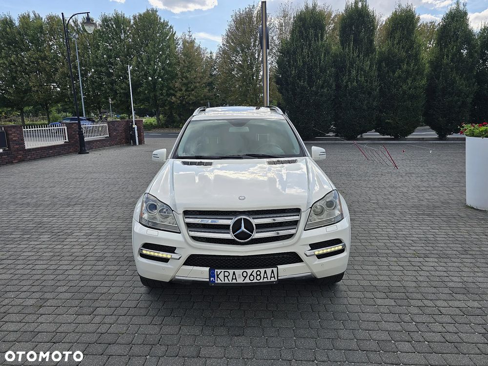 Mercedes-Benz GL 350 BlueTEC 4Matic 7G-TRONIC Grand Edition - 3
