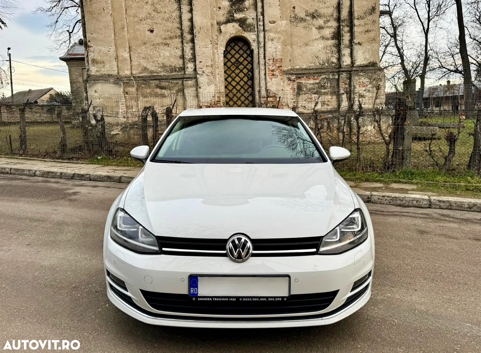 Volkswagen Golf 1.6 TDI DPF BMT DSG Comfortline - 4