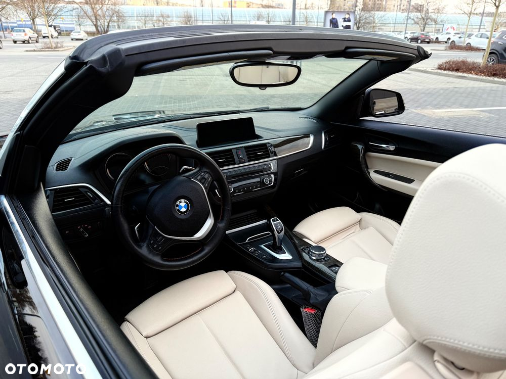 BMW Seria 2 230i Coupe Luxury Line - 9