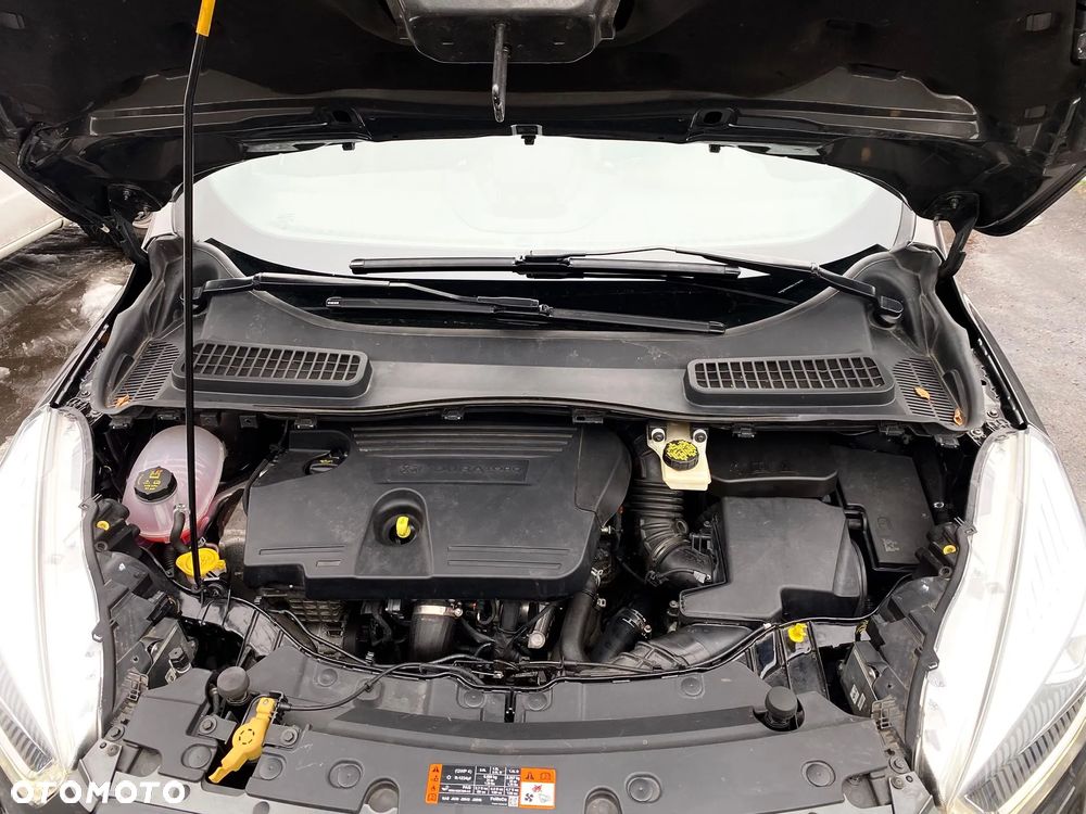 Ford Kuga 2.0 TDCi 4x4 ST-Line - 35