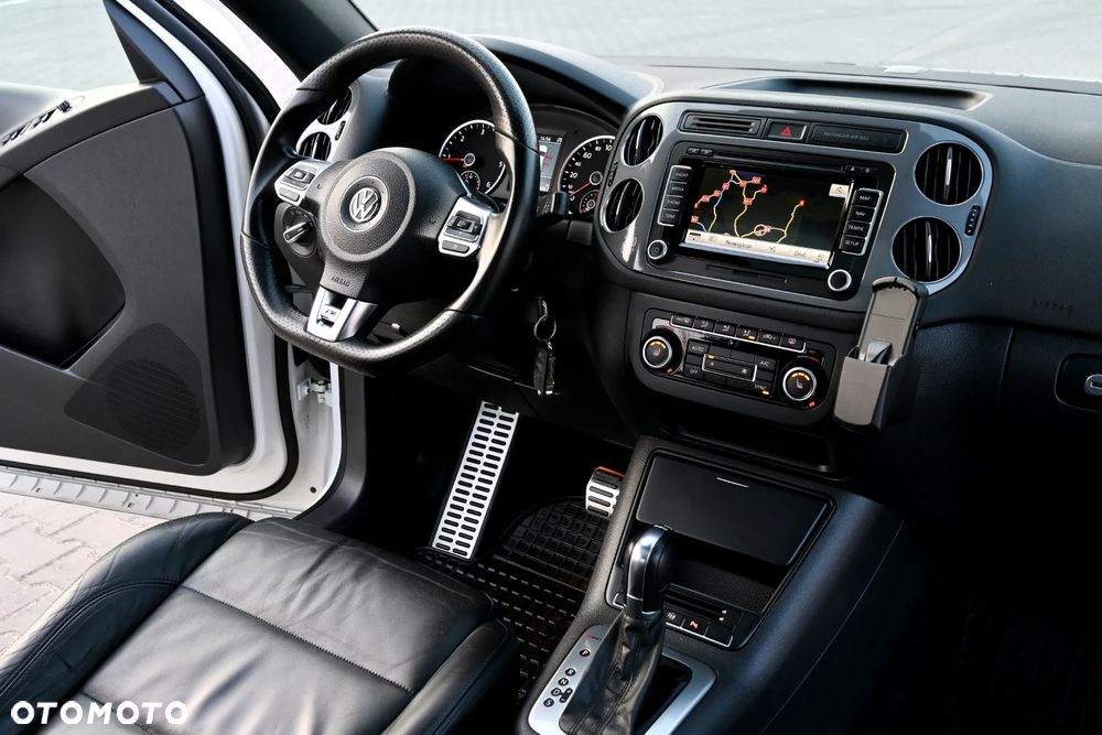 Volkswagen Tiguan 2.0 TDI 4Mot R-Style DSG - 23