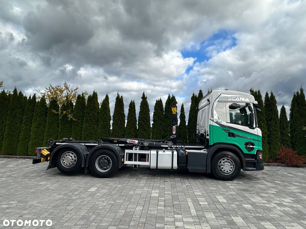 Scania / G450 / 6X2 / HAKOWIEC / HYVA 22.60.SK  / Oś-SKRĘTNA-PODNOSZONA / - 14