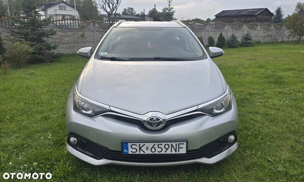 Toyota Auris 2016 photo 4