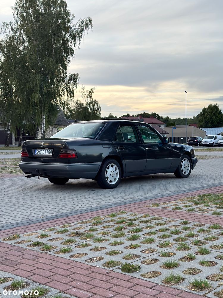 Mercedes-Benz Klasa E - 4