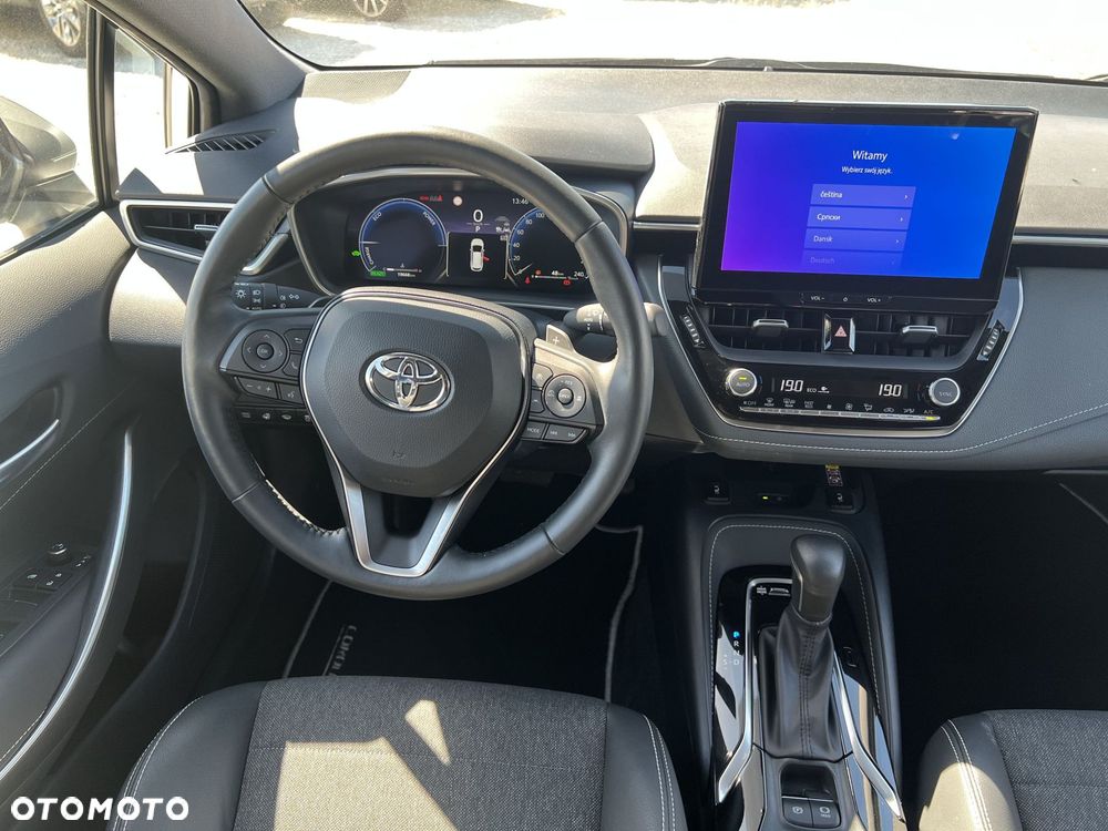 Toyota Corolla 2.0 Hybrid Style - 12