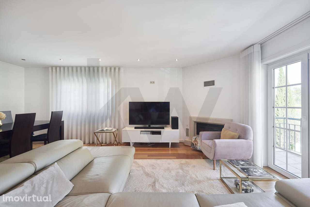 ARRENDAMENTO DE APARTAMENTO T2 COM GARAGEM NA QTA. S. GONÇALO, CARCAVE - Grande imagem: 3/24