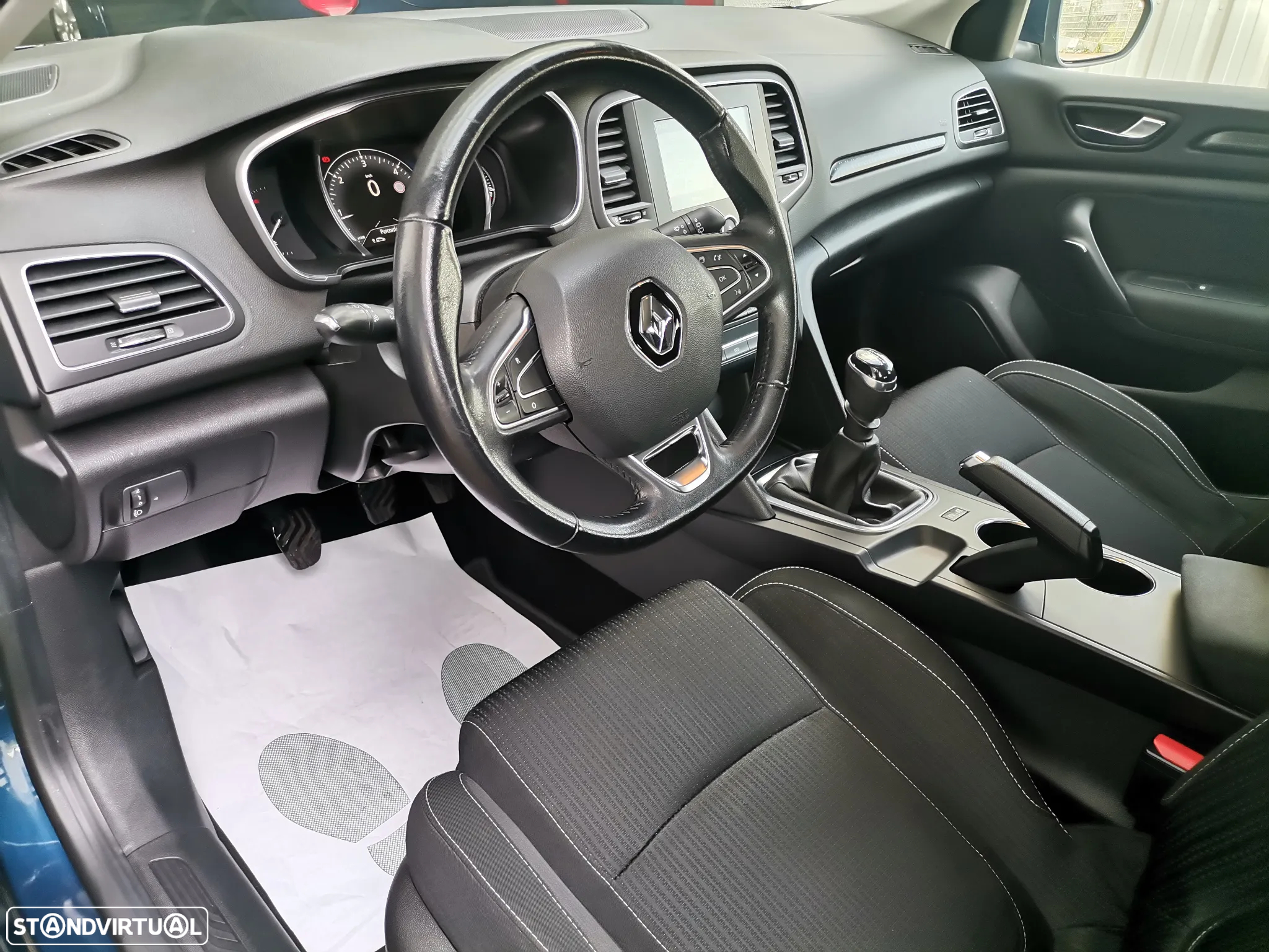 Renault Mégane 1.5 dCi Limited - 6