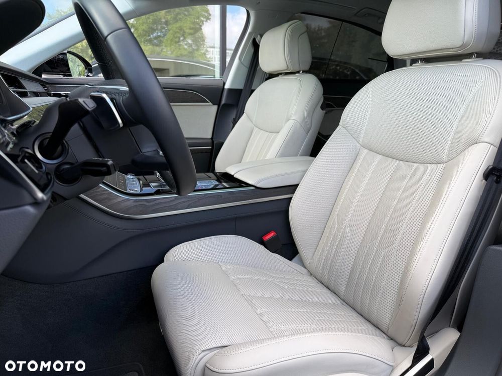 Audi A8 - 15