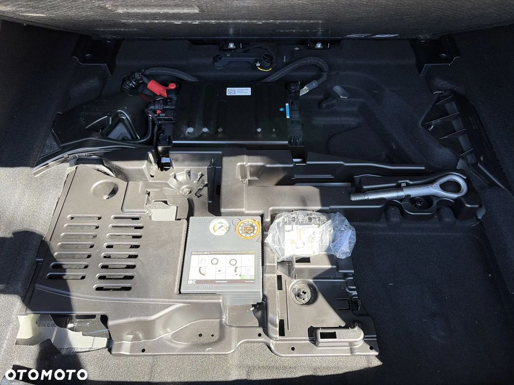 Mercedes-Benz Klasa A 250 4-Matic AMG Line 7G-DCT - 33