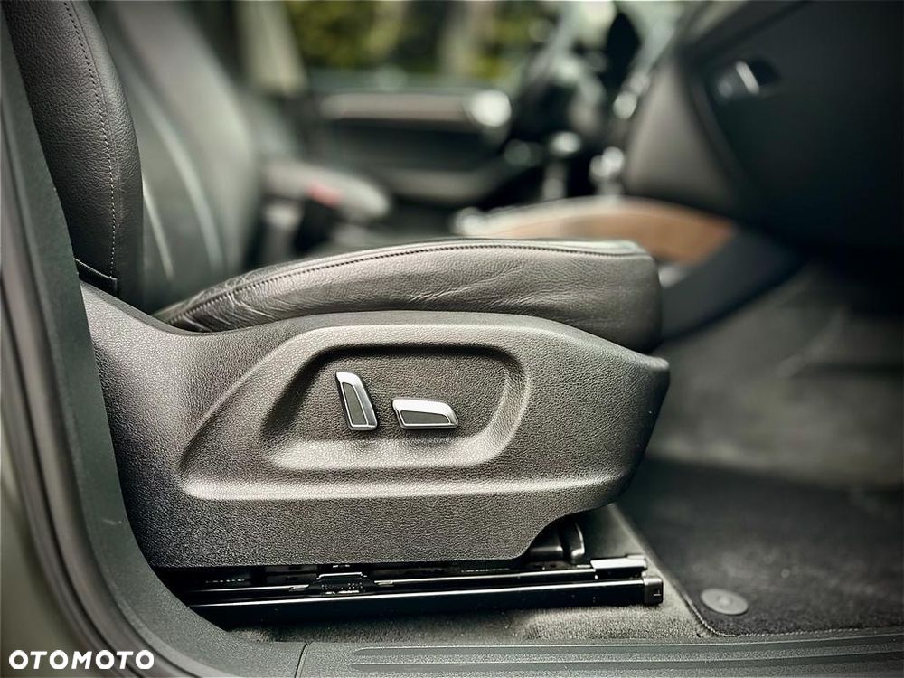 Audi A4 ver-2-0-tfsi-quattro-s-tronic-sport - 19