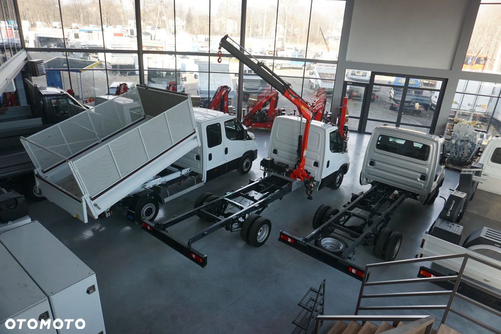Iveco 35C16 HDS żuraw podwozie skrzynia wywrotka - 10