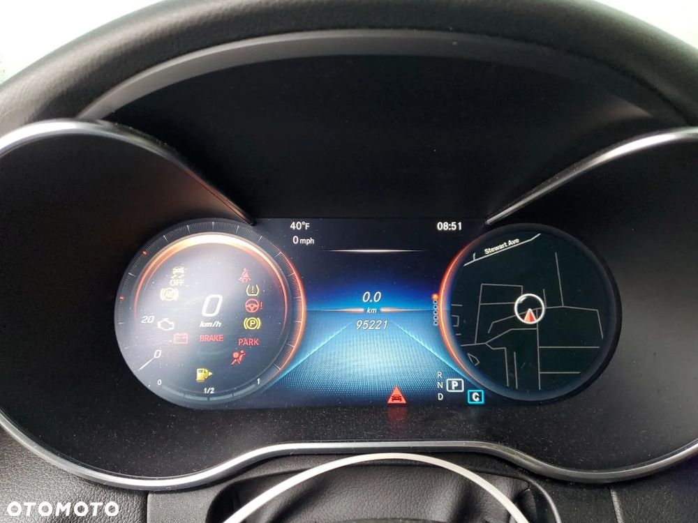 Mercedes-Benz Klasa C 300 4Matic 9G-TRONIC AMG Line - 13