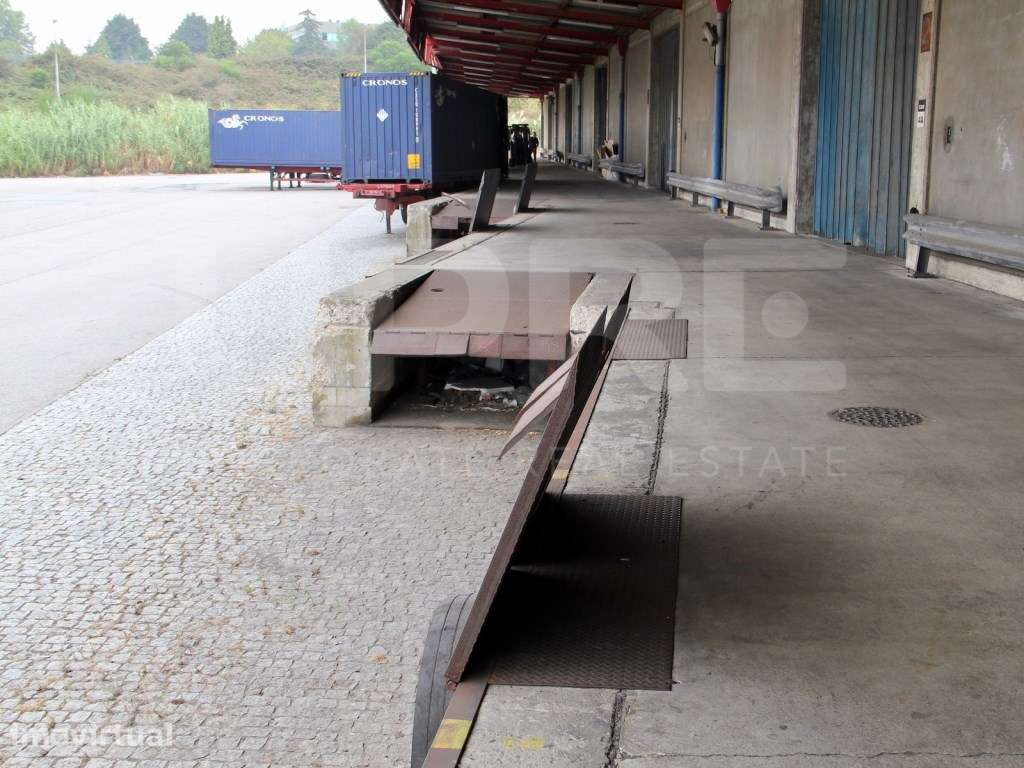 Armazém Logístico 1040 m2 | ARRENDAMENTO | Matosinhos - Grande imagem: 5/10