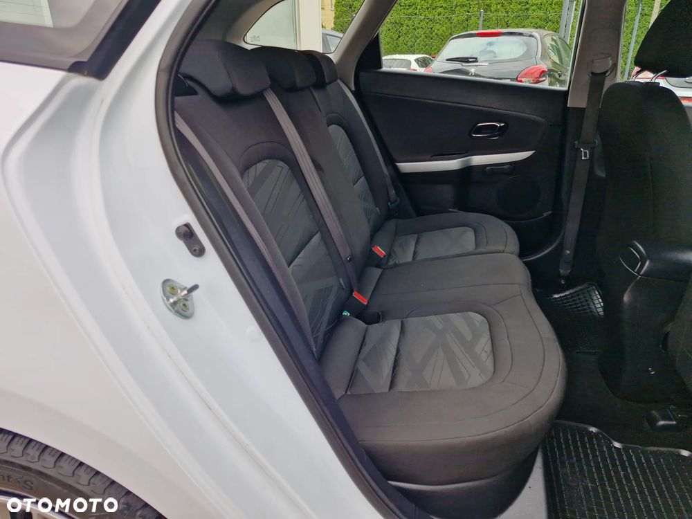 Kia Ceed 1.4 CVVT Attract - 18