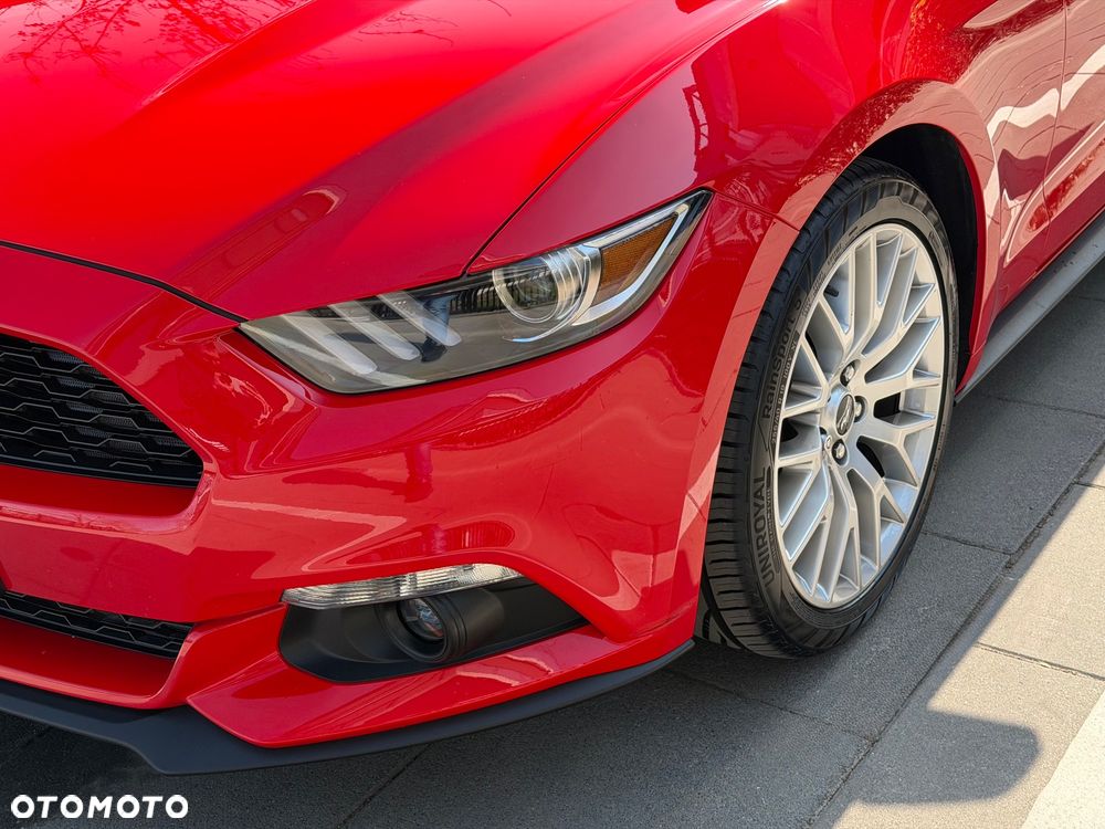 Ford Mustang - 33