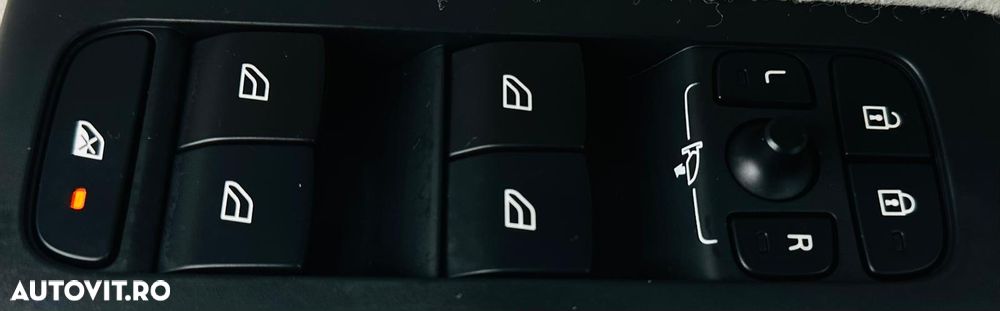 Volvo XC 40 D3 Momentum Pro - 12