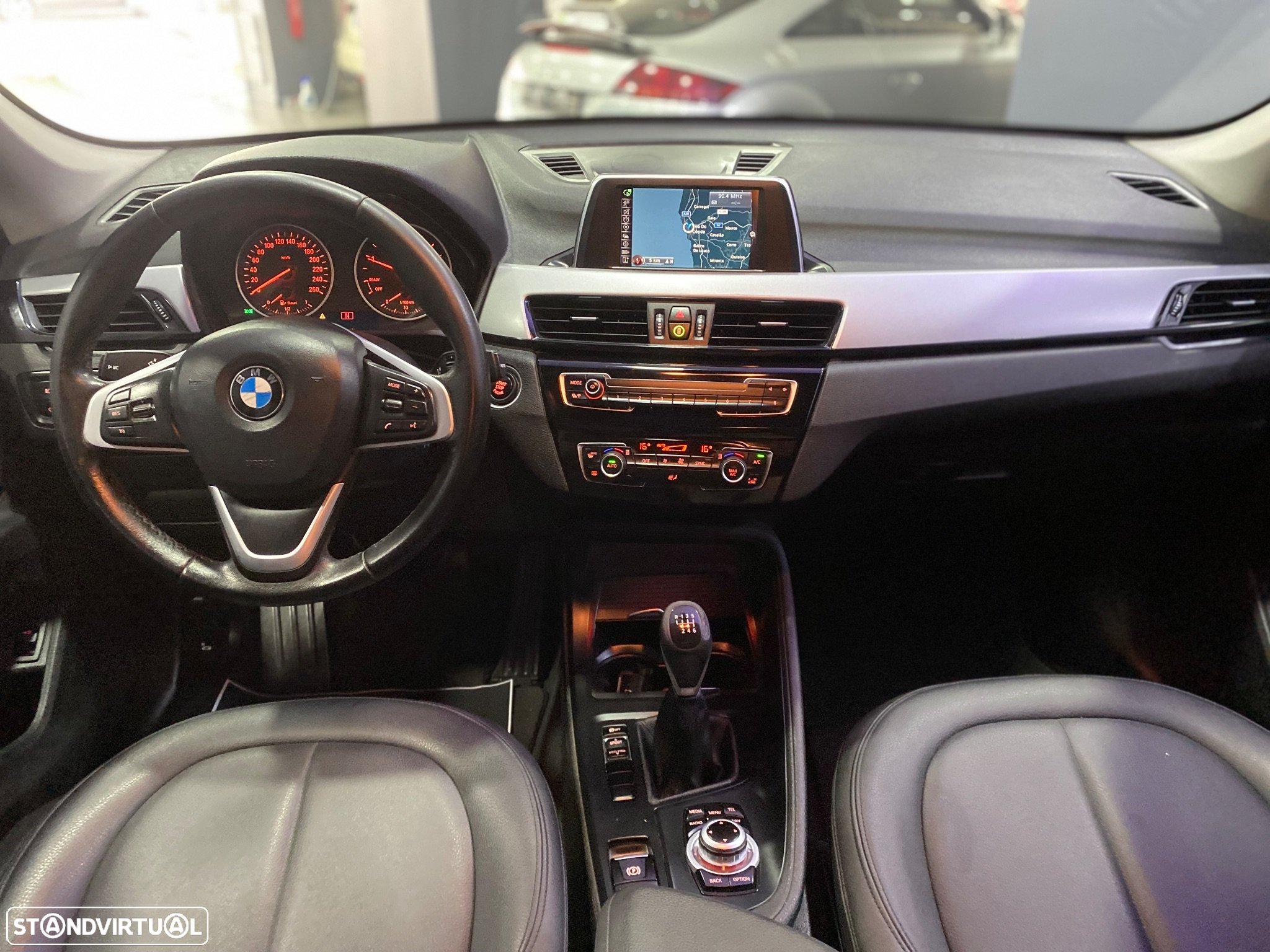 BMW X1 16 d sDrive Advantage - 20