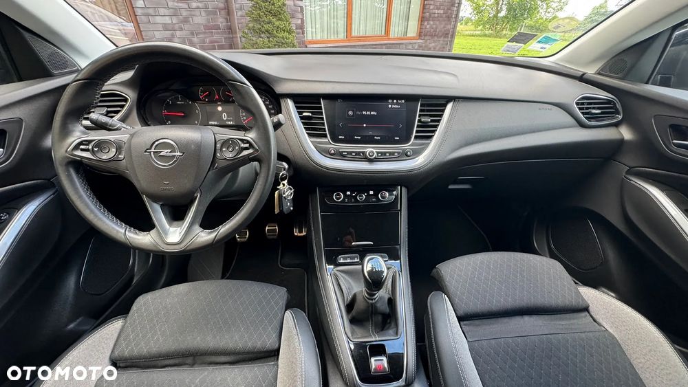 Opel Grandland X - 24