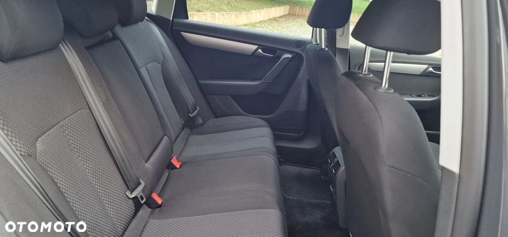 Volkswagen Passat 2.0 TDI 4Motion Comfortline - 10