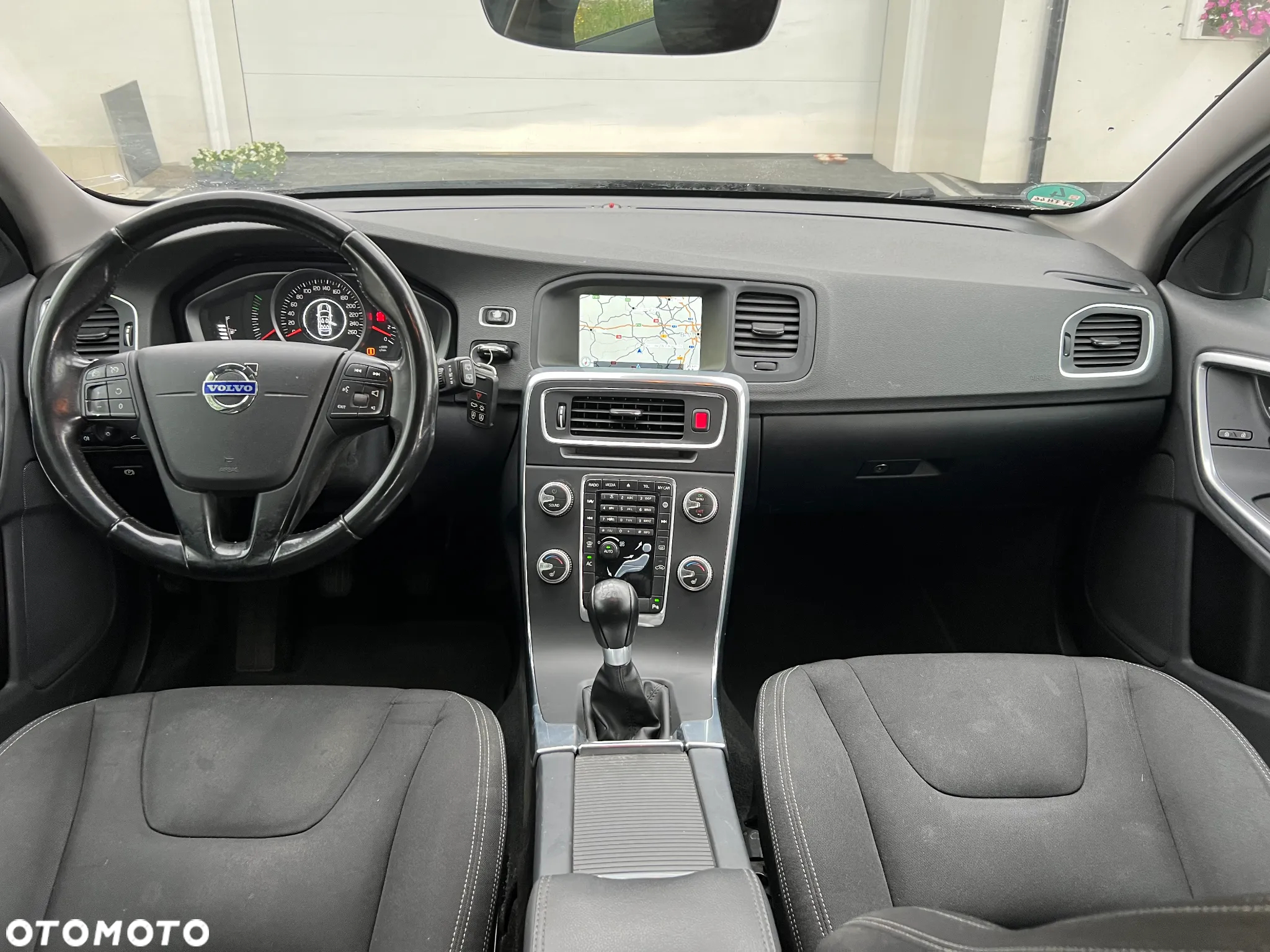 Volvo V60 D4 Edition - 15