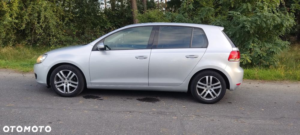 Volkswagen Golf 2.0 TDI Comfortline - 8