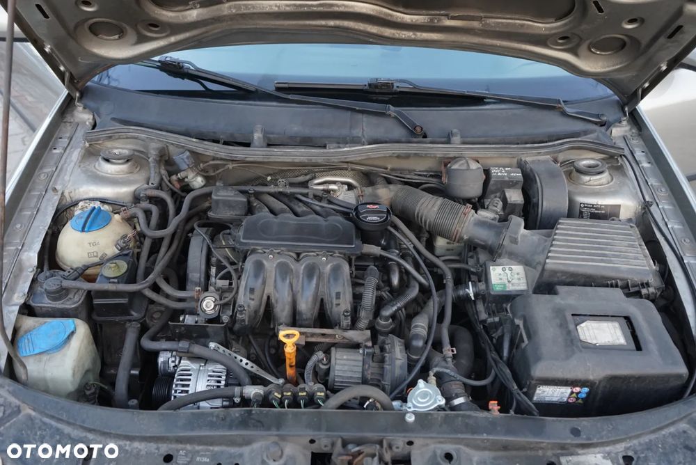 Skoda Octavia 1.6 Tour - 16