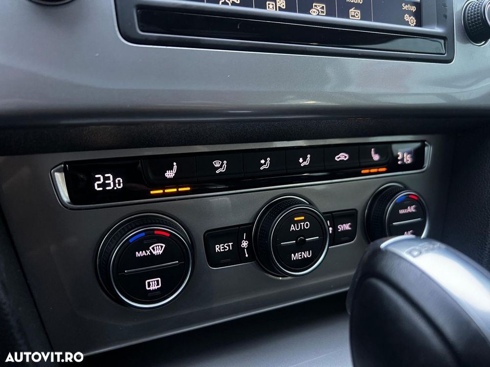 Volkswagen Passat Alltrack - 16