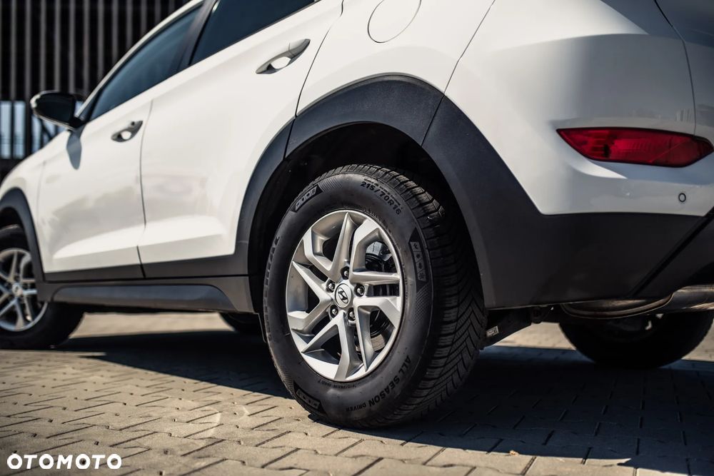 Hyundai Tucson 1.6 GDi 2WD Select - 12