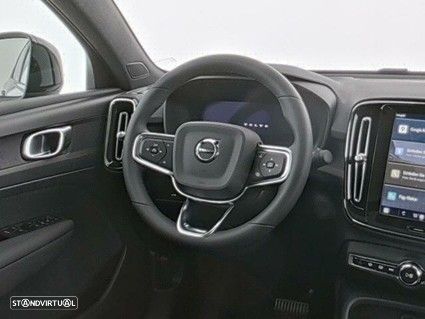 Volvo C40 Recharge Single Motor Plus - 2